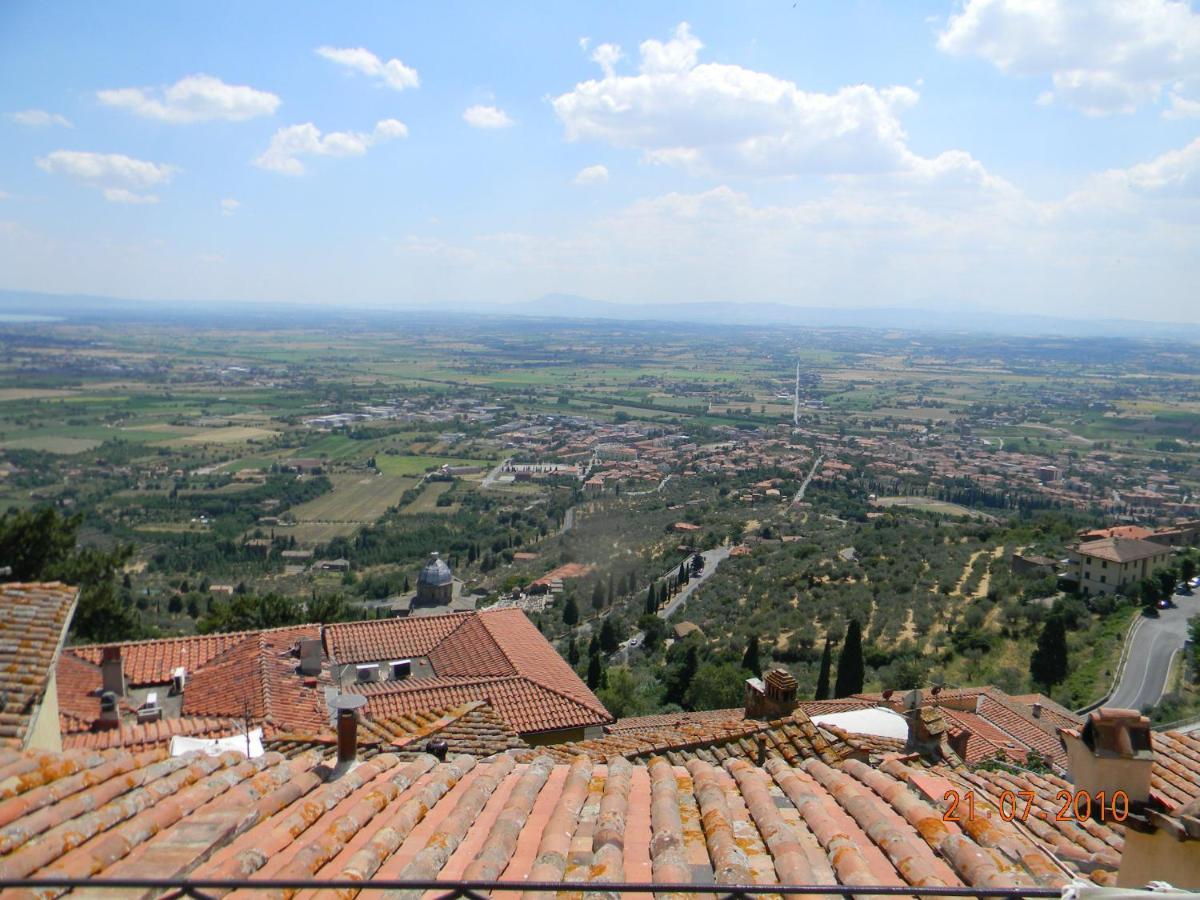 Apartamento Casa Ermenegilda Cortona Exterior foto